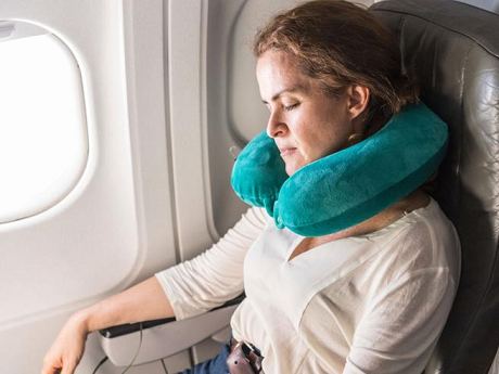 Is it dangerous to sleep sitting up 4