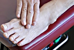 como afecta la diabetes sus pies 18