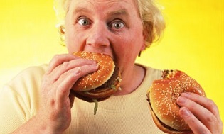 Comer solo regularmente puede estar relacionado con un mayor riesgo de enfermedad cardíaca 3.jpg