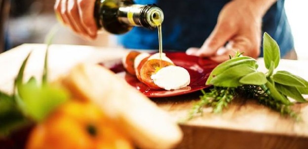 Alto consumo de aceite de oliva asociado con la longevidad 2.jpg
