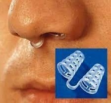 Le molesta tener la nariz tapada 13.jpg