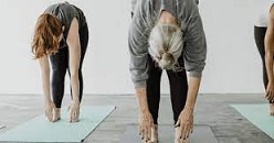 10 Yoga una forma flexible de mejorar la salud del corazón.jpg